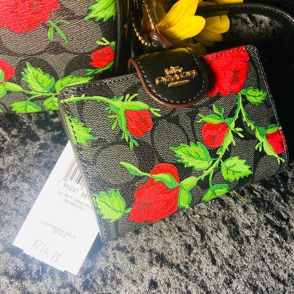 Coach bag & wallet - Gorgeous floral purse w/ matching wallet (sold as a set) - Picture 16 of 16